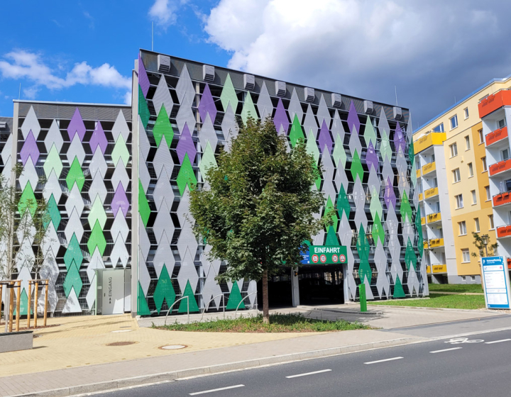 Ansicht Aussenfassade Parkaus